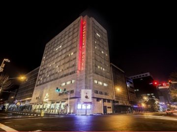 Howeyzeh Hotel | We are going to introduce a 4-star hotel located in the midst of Iran?s capital, Tehran Howeyzeh Hotel. This hotel gives...
