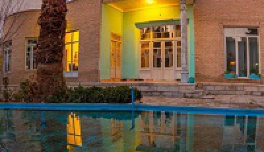 Khalvat Sara Traditional House | Khalvat Sara Traditional House is a cozy residence in Isfahan and it serves vegetarian Persian food only....