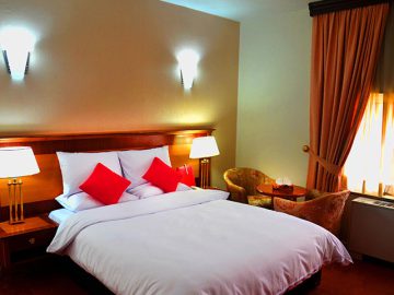 Pars Ahvaz Hotel is a five-star hotel,l which is located very close to the commercial center of the city Ahvaz, Khuzestan. It exists in a...